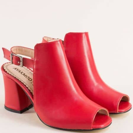 Ефектни дамски сандали в червен цвят на висок ток 9518chv