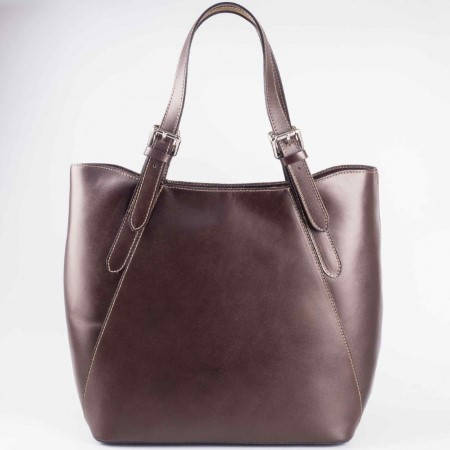 Стилна дамска чанта от естествена кожа с изчистена визия и регулиращи се дръжки a1433kk