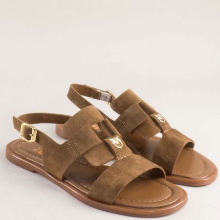 Естествен велур дамски сандали на равно ходило в кафяв цвят a6292nk