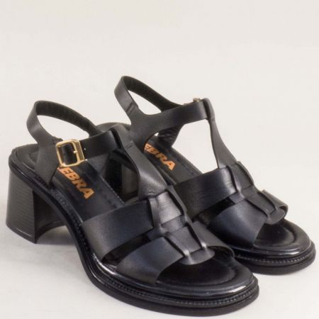 Изчистени дамски сандали от естествена кожа на ток в черен цвят a6345-1ch