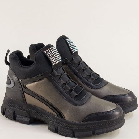 Спортни дамски обувки с ластични връзки и цип в черно a891ch