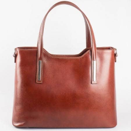 Дамска качествена чанта изработена от 100% естествена кожа в кафяв цвят ch012k