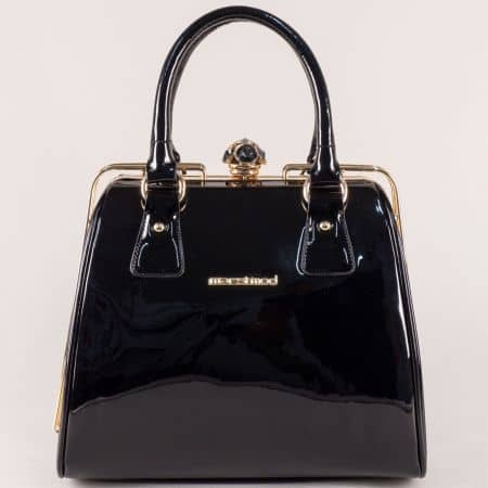 Луксозна дамска чанта с твърда структура в черен цвят ch052ch
