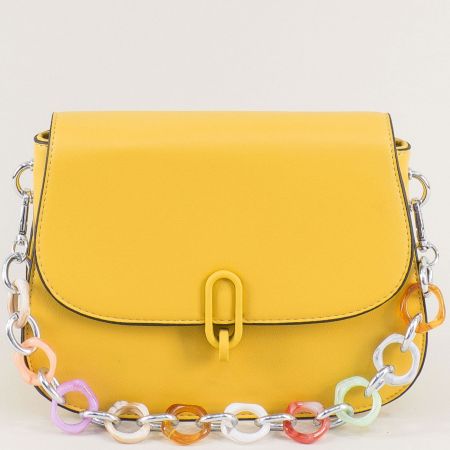 Кокетна дамска чанта в жълт цвят с многоцветна дръжка ch0715j