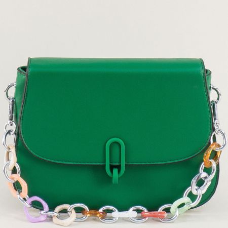 Зелена дамска чанта с ефектна дръжка и закопчаване ch0715z