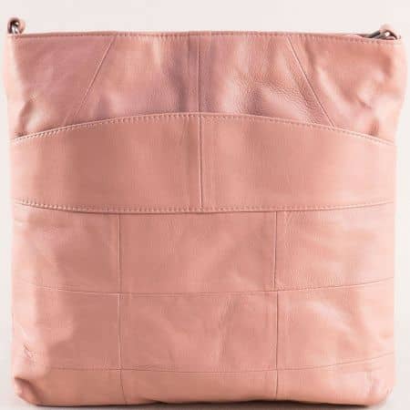 Кожена дамска чанта с къса и дълга дръжка в розово ch081118trz