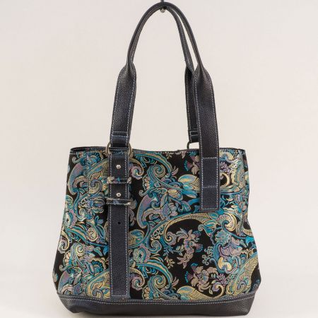 Ежедневна дамска чанта в черна кожа с флорални мотиви ch090922bchps1