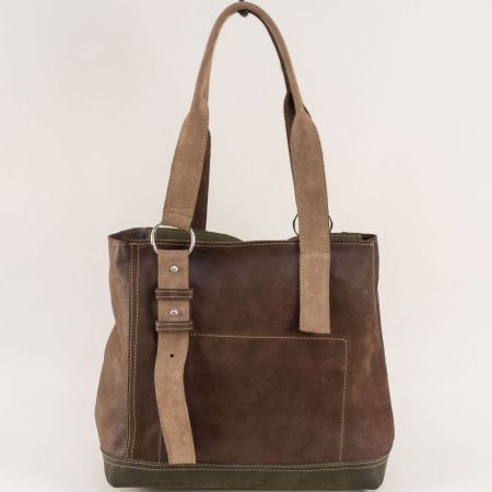 Двулицева дамска чанта в кафяво и бежово от естествен набук ch090922bjk