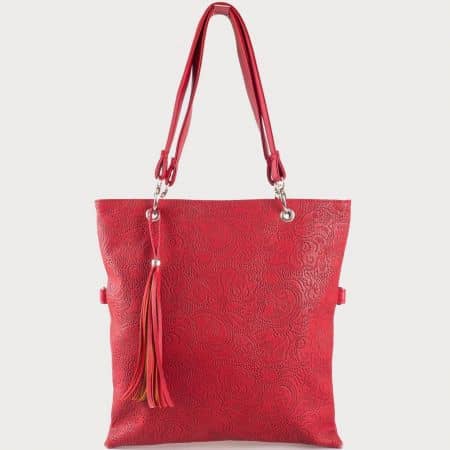 Дамска чанта за всеки ден с атрактивна визия и две дръжки на български производител в червено ch1020dchv