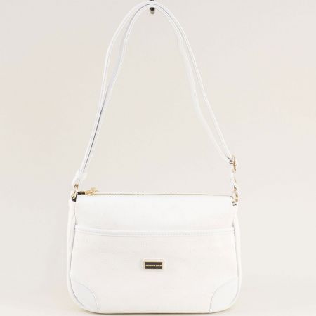 Изчистена малка компактна дамска чанта в бял цвят ch1060b1