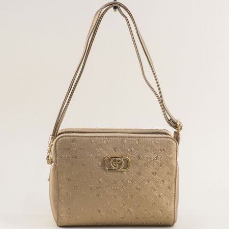 Компактна дамска чанта в златисто с дълга дръжка ch1076zl