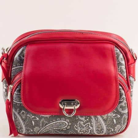Пъстра спортна дамска чанта с червен капак ch1303chvps