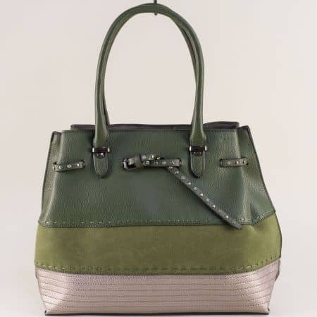 Зелена дамска чанта с декорация и три прегради ch127z