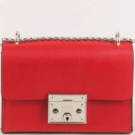 Малка дамска чанта в червен цвят с метална закопчалка ch1501chv