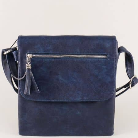 Тъмно синя дамска чанта с пискюл и дълга дръжка ch1550s