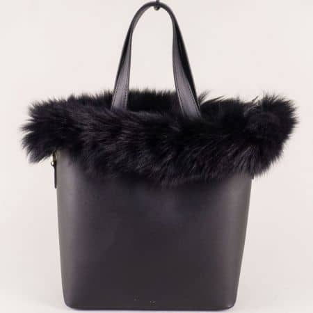 Българска дамска чанта с пухче в черен цвят ch1712ch