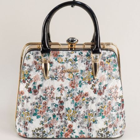 Дамска модерна чанта в бял цвят с флорален принт ch2002ps2