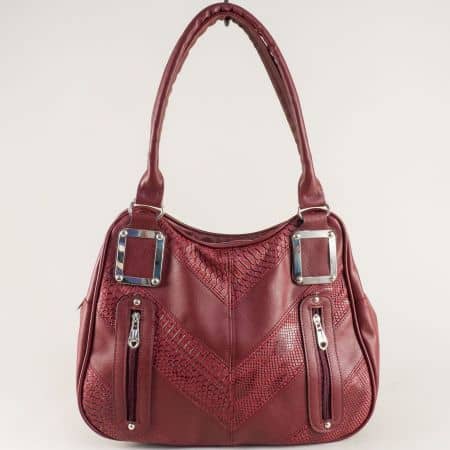 Дамска чанта с практично разпределение в цвят бордо ch2084bd