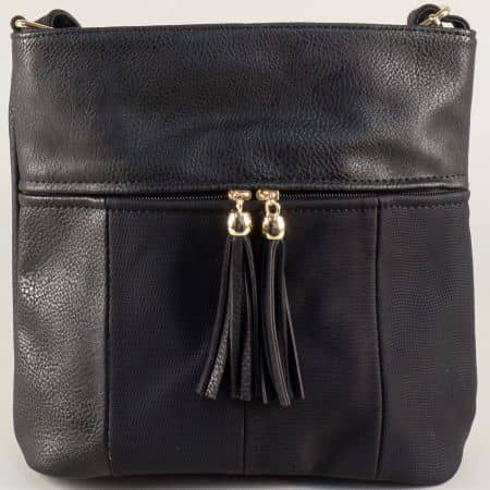 Черна дамска чанта с дълга дръжка и два пискюла ch243ch