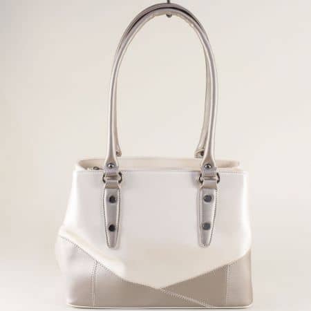 Дамска чанта с твърда структура в бяло и сребро ch2590bsr