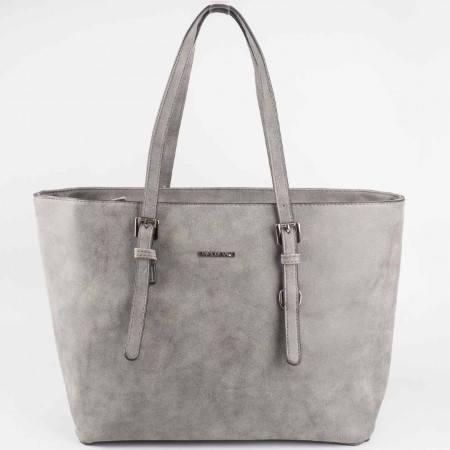 Дамска ежедневна чанта с регулиращи се дръжки на водещия френски производител David Jones в сив цвят cm2756sv