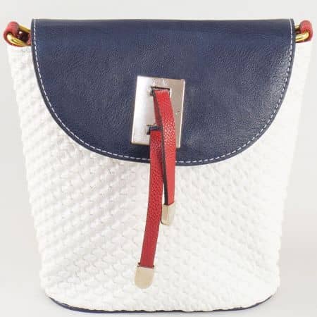 Бяла дамска чанта с комбинация от син и червен цвят ch300tomi