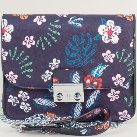 Компактна дамска чанта с прехлупващ капак в син цвят ch312sps