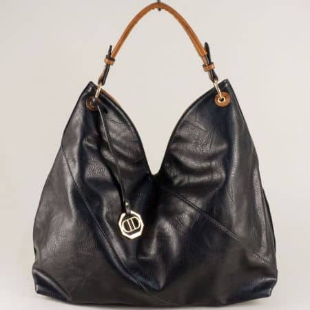 Дамска чанта, тип торба в черен цвят с декорация ch3135ch