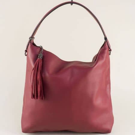 Дамска чанта, тип торба в цвят бордо с пискюл ch3150bd