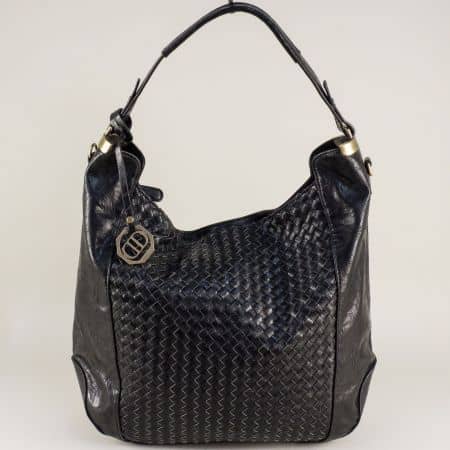 Модерна дамска чанта тип торба в черен цвят ch3830-25ch