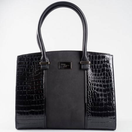 Стилна дамска чанта, с твърдо дъно, комбинаця от кроко лак и набук David Jones ch3949-3ch