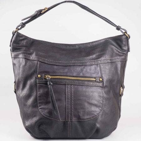Дамска чанта с практично разпределение на френския производител David Jones в черен цвят ch3973-3ch