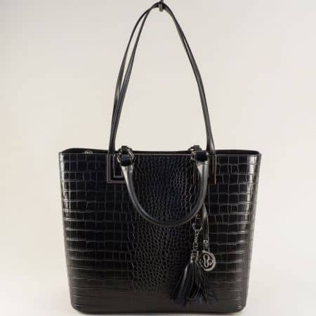 Ежедневна дамска чанта в черен лак с кроко принт ch432ch