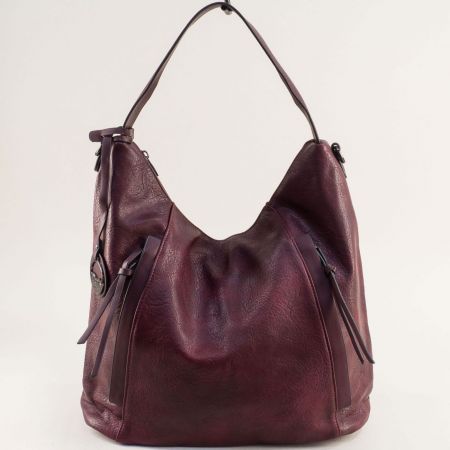 Ежедневна дамска чанта в цвят бордо с два странични джоба ch46bd