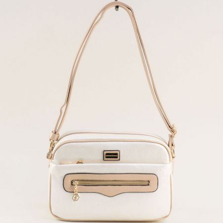 Компактна дамска чанта в бял и бежов цвят с дълга дръжка ch4911bj