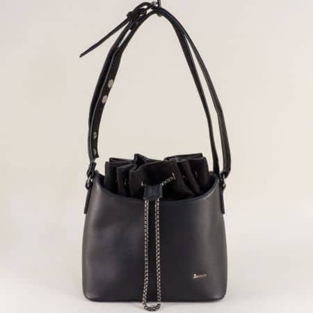 Дамска чанта с регулируема дръжка в черен цвят ch507ch