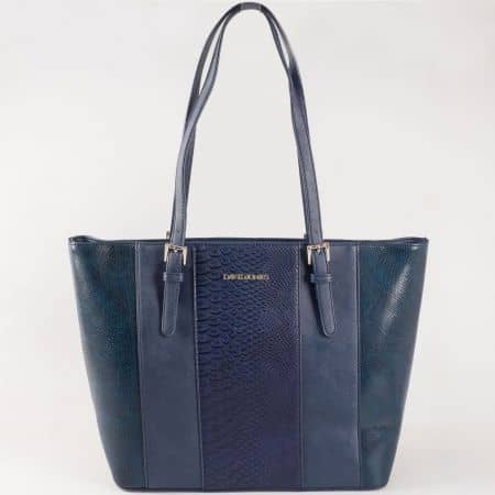 Дамска чанта за всеки ден с къси дръжки и змийски принт на френската марка David Jones в тъмно синьо ch5086-1s