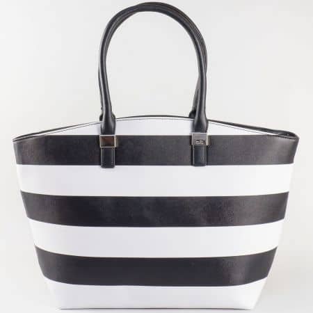 Дамска чанта за всеки ден на бели и черни райета на френския производител David Jones  ch5096-1ch