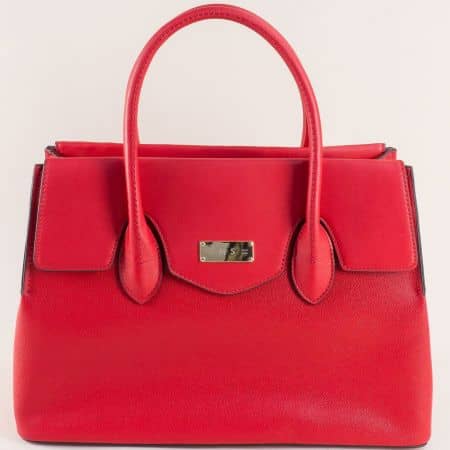 Стилна дамска чанта в червен цвят с капак и къси дръжки ch539028chv
