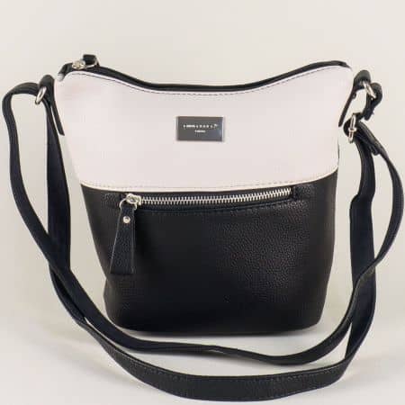 Дамска чанта в бежово и черно с дълга дръжка ch5507-3ch