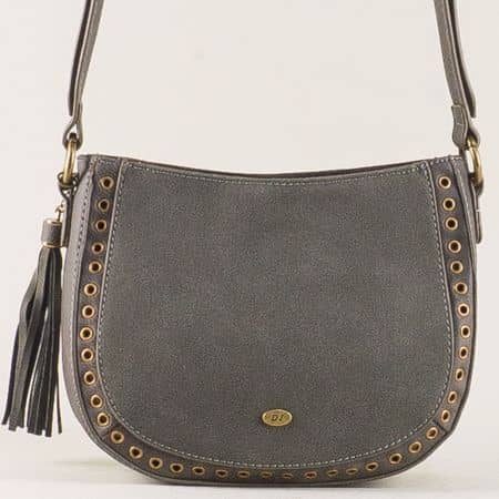 Дамска чанта в сив цвят с пискюл- DAVID JONES ch5620-1sv