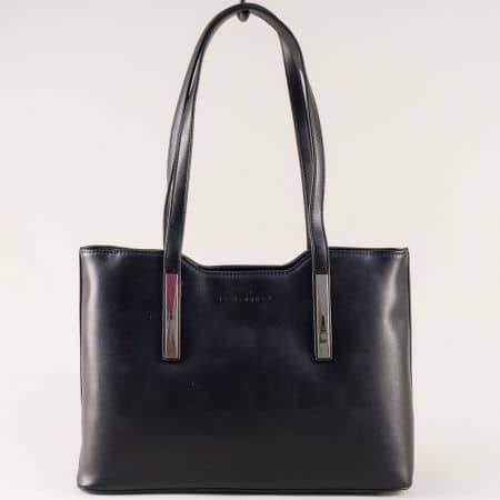 Черна дамска чанта с твърда сруктура ch5621-1ch