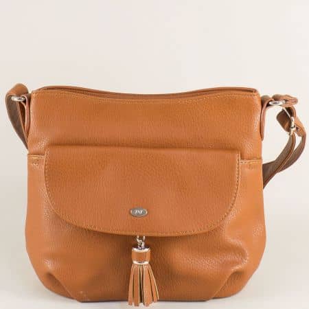 Кафява дамска чанта с дълга дръжка и пискюл ch5627-2k