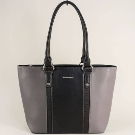 Френска дамска чанта с твърда структура в сиво и черно ch5625-2sv