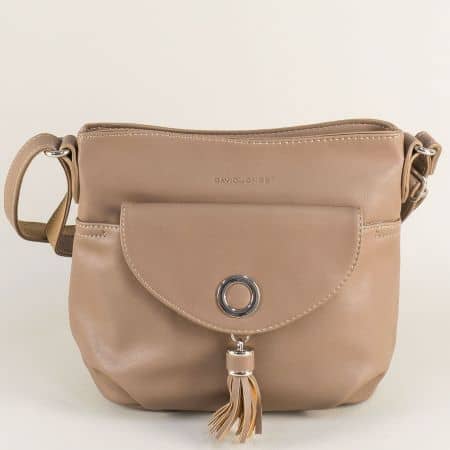 Бежова дамска чанта с пискюл и два външни джоба ch5637-1bj