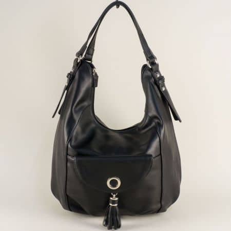Френска дамска чанта, тип торба с пискюл в черен цвят ch5637-5ch