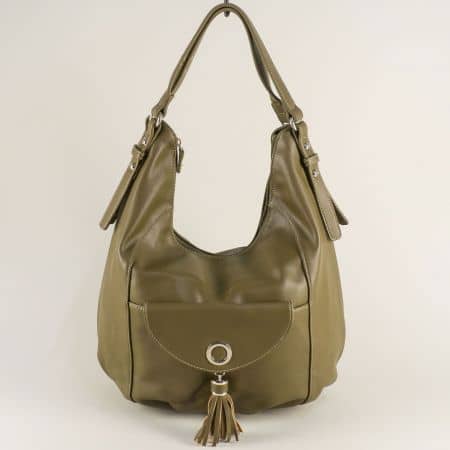 Френска дамска чанта, тип торба с пискюл в зелен цвят ch5637-5z