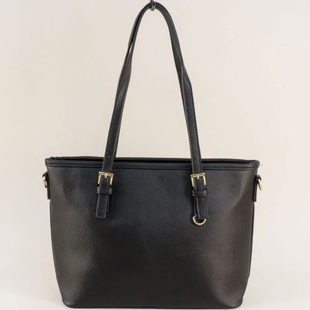 Дамска чанта в черен цвят с изчистена визи ch6033ch
