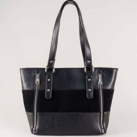 Черна дамска чанта с ефектен дизайн и удобни дръжки ch674vch