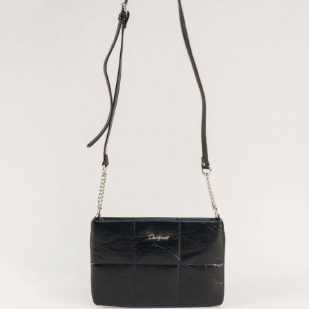 Компактна дамска чанта в черно за през рамо ch6915-2ch